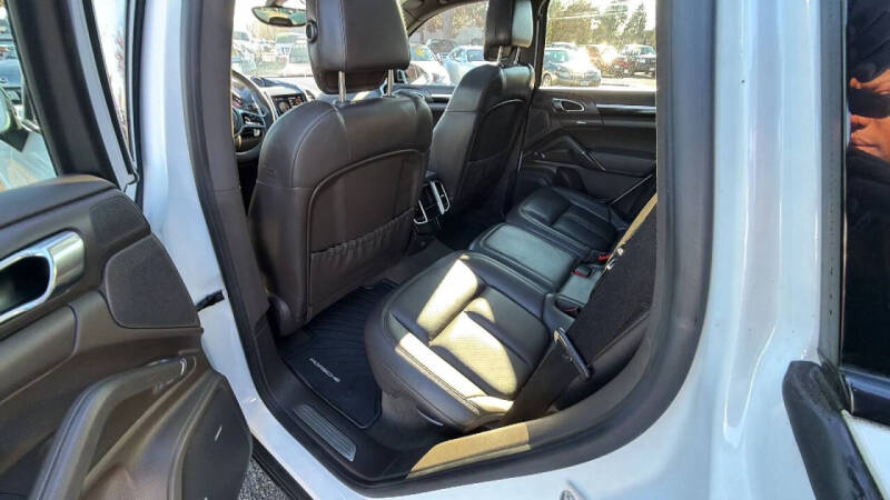 2016 Porsche Cayenne