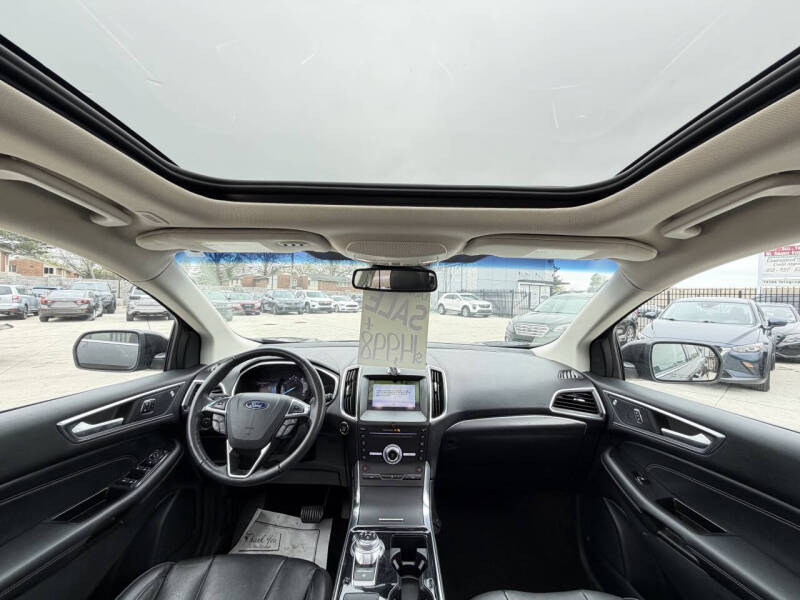 2019 Ford Edge Titanium
