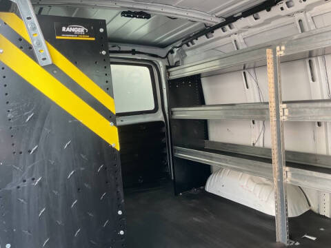 2021 Chevrolet Express 2500