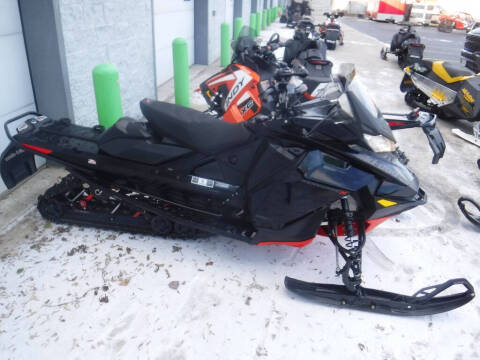 2022 Ski-Doo Renegade&#174; X&#174; Rotax&#