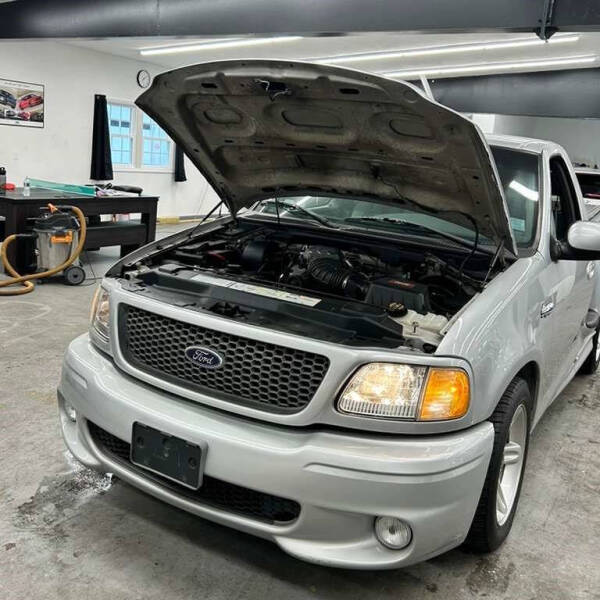 2000 Ford F-150 SVT Lightning