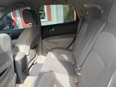 2011 Nissan Rogue SV