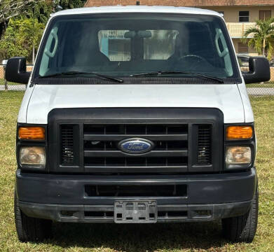 2011 Ford E-Series E-350 SD