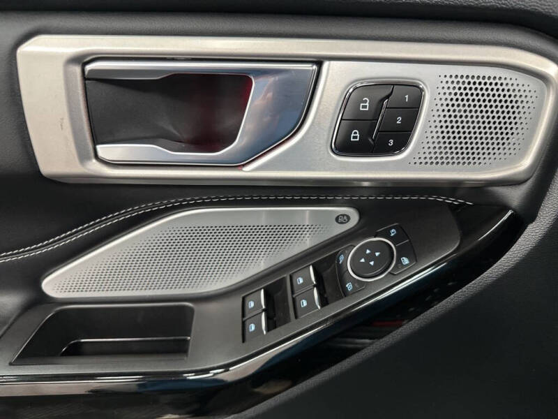 2024 Ford Explorer ST