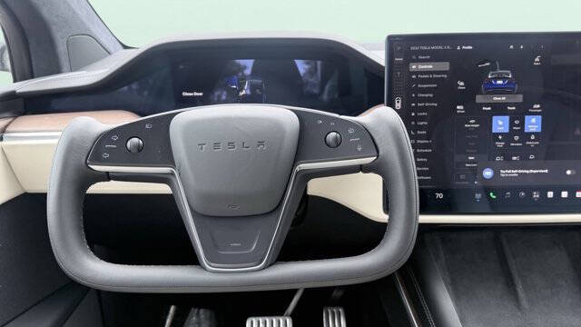 2023 Tesla Model X Standard Range