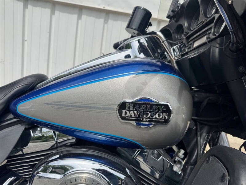 2009 Harley-Davidson FLHTCU -