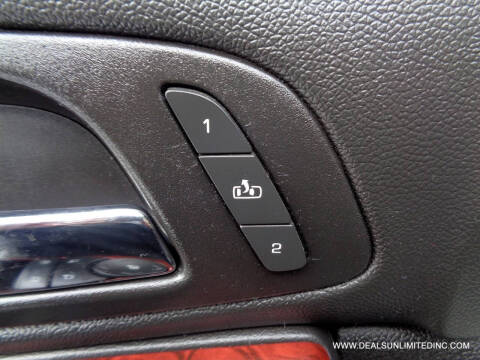 2012 Cadillac Escalade Luxury