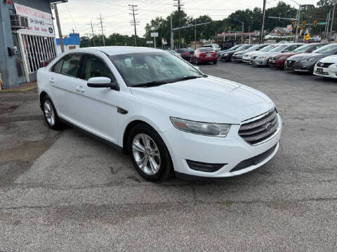 2014 Ford Taurus SEL