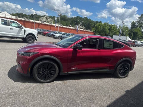 2025 Ford Mustang Mach-E Select