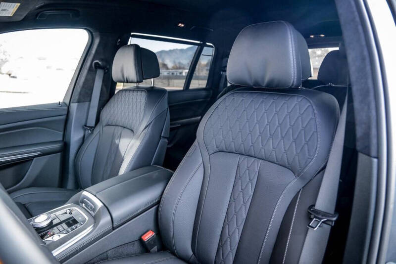 2026 BMW X7 xDrive40i