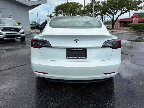 2020 Tesla Model 3 Standard Range Plus