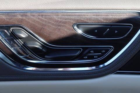 2017 Lincoln Continental Reserve