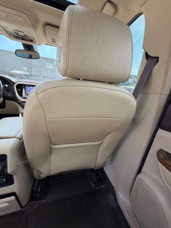 2019 GMC Acadia Denali