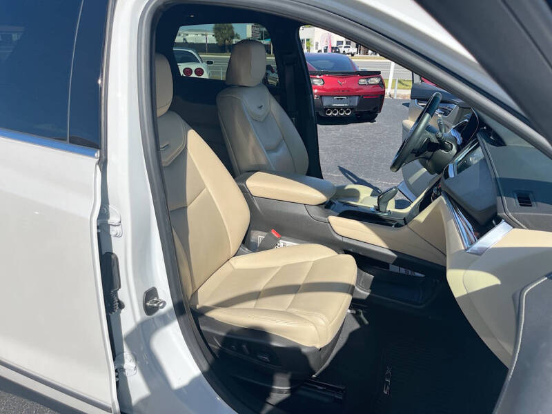 2017 Cadillac XT5 Luxury