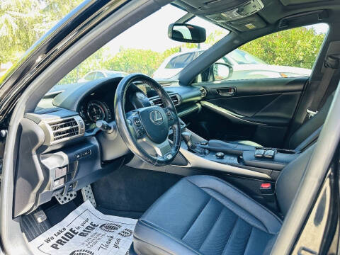 2016 Lexus IS 200t