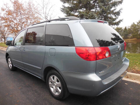 2008 Toyota Sienna LE 7-Passenger