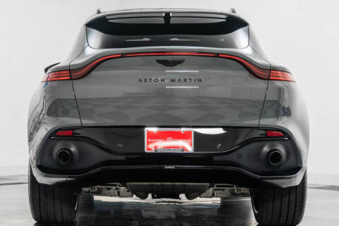 2022 Aston Martin DBX