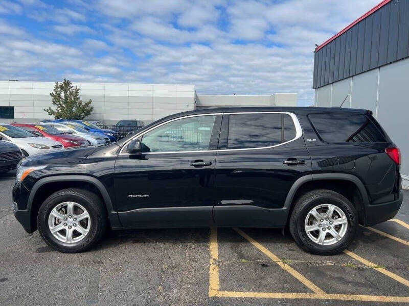 2017 GMC Acadia SLE-1
