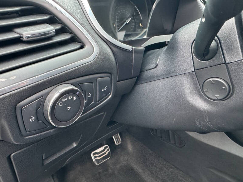 2017 Ford Edge Sport