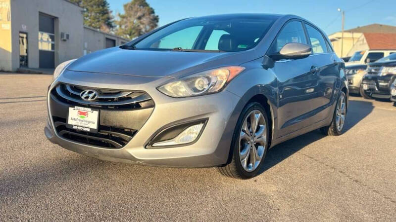 2014 Hyundai Elantra GT Base's photo