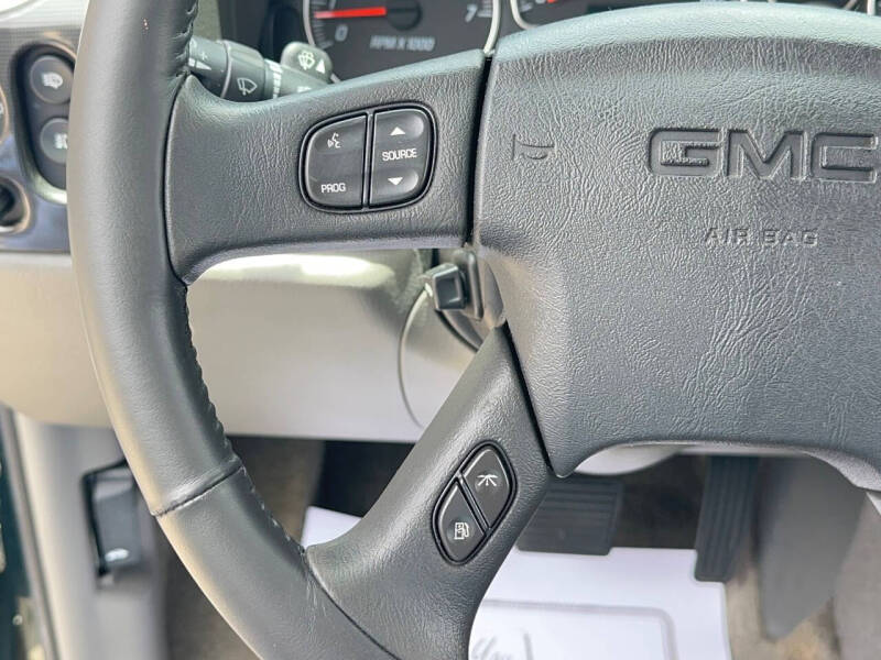 2004 GMC Envoy XUV SLT