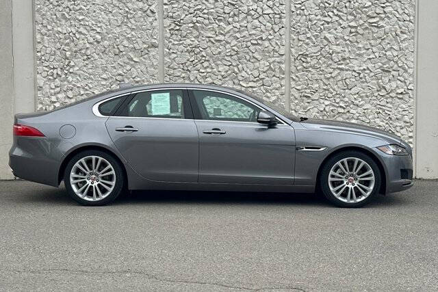 2020 Jaguar XF 25t Prestige