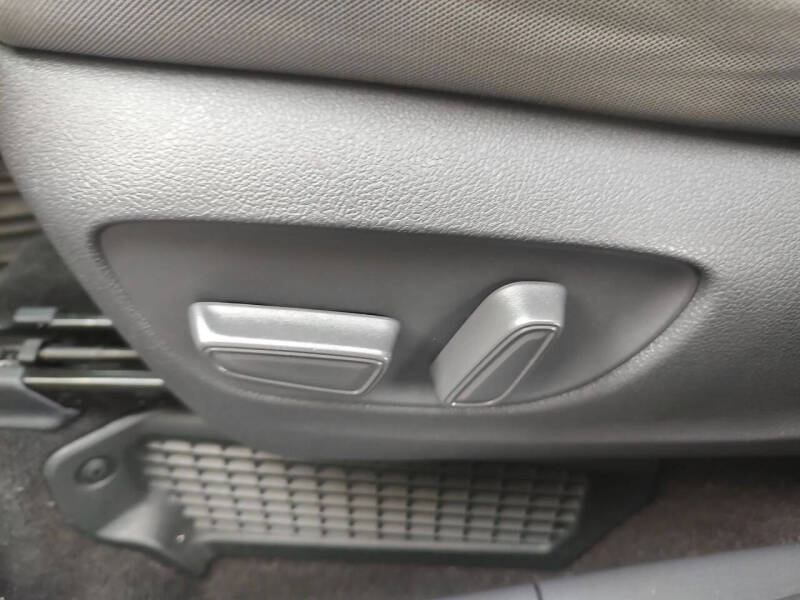 2021 Toyota Sienna LE 8-Passenger