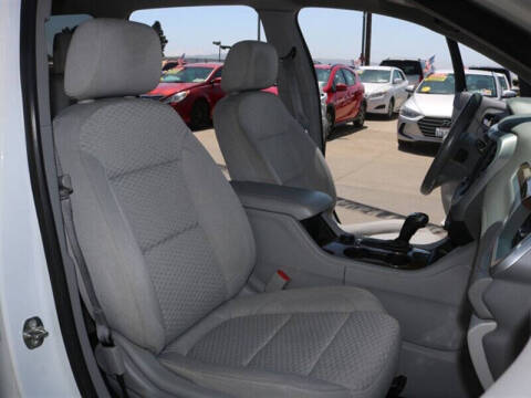 2017 GMC Acadia SLE-2