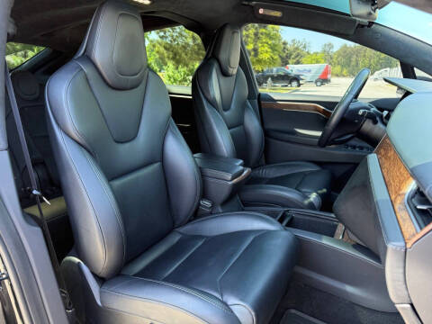 2019 Tesla Model X Standard Range