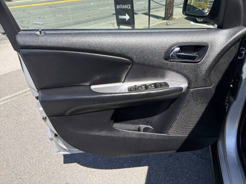 2012 Dodge Journey SE