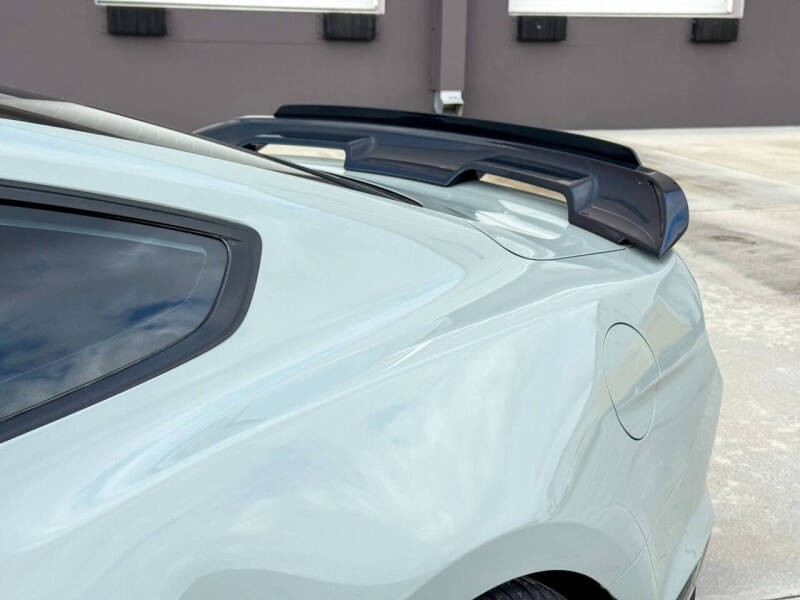 2021 Ford Mustang Mach 1