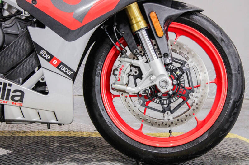 2018 Aprilia RSV4