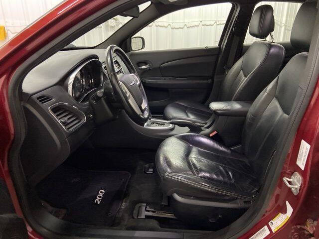 2012 Chrysler 200 Limited