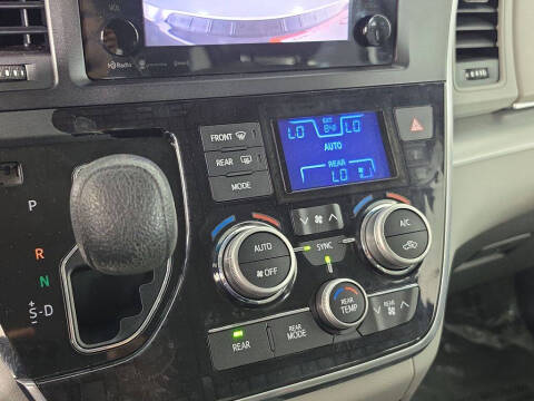 2017 Toyota Sienna