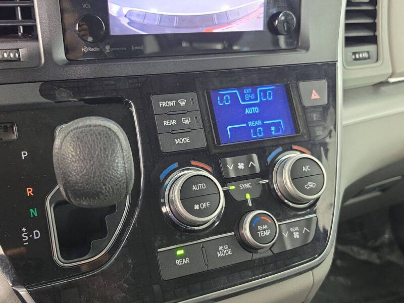 2017 Toyota Sienna