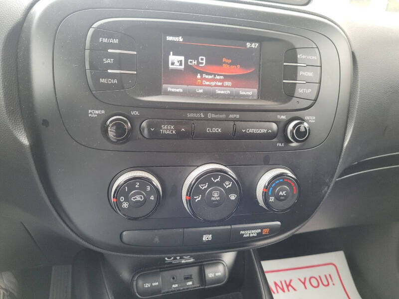 2015 Kia Soul +