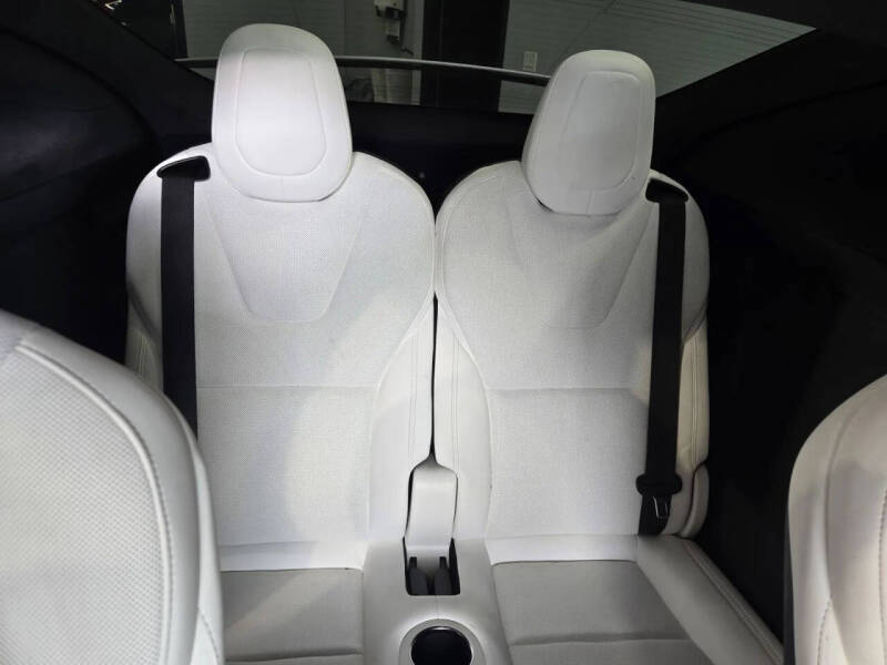 2023 Tesla Model X Plaid