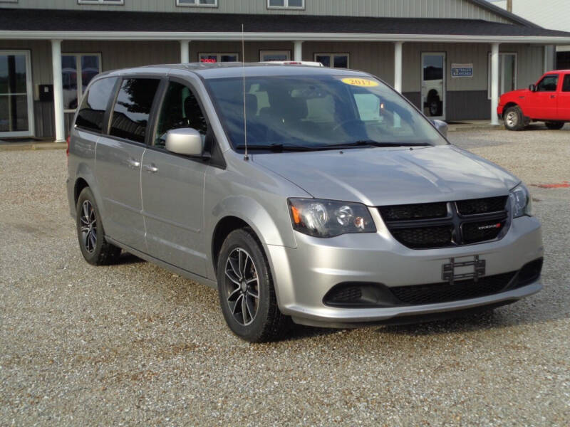 Burkholder Truck Sales LLC (Edina) Car Dealer in Edina, MO