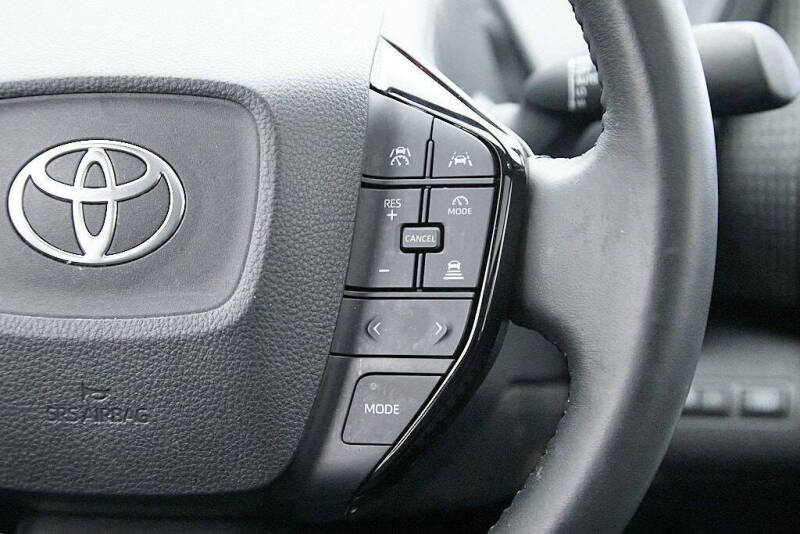 2024 Toyota bZ4X Limited