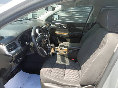 2017 GMC Acadia SLE-2