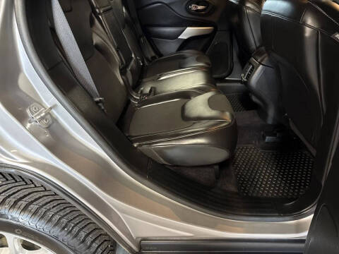 2018 Jeep Cherokee Latitude Plus