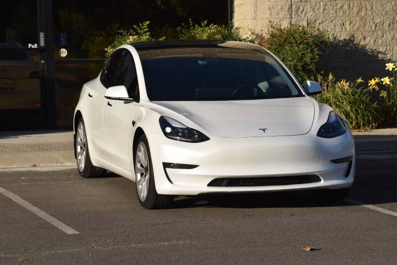 2021 Tesla Model 3 Base photo 17