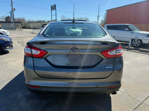 2013 Ford Fusion SE
