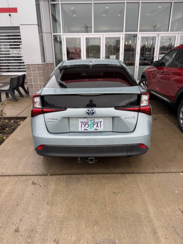 2021 Toyota Prius LE AWD-e