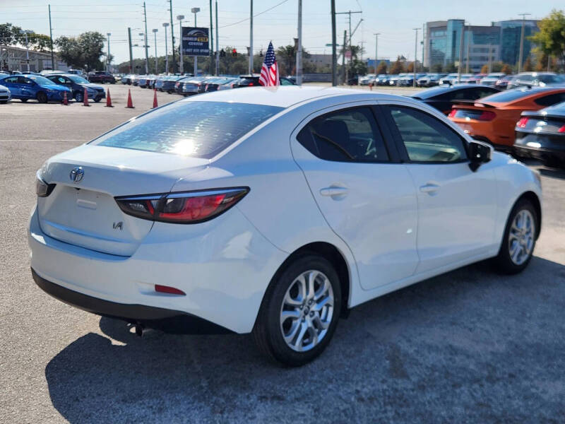 2017 Toyota Yaris iA