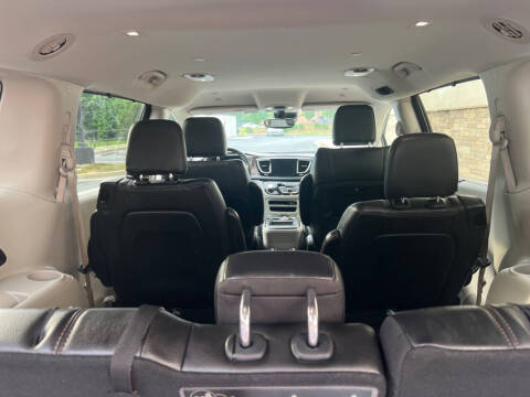 2018 Chrysler Pacifica Touring L