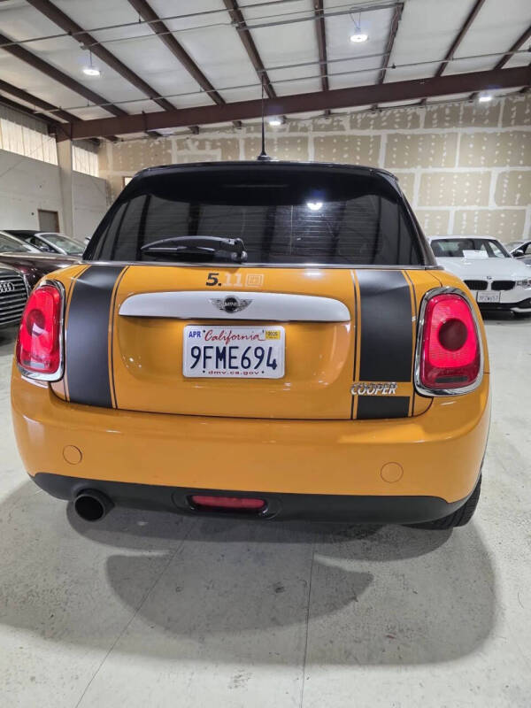 2015 MINI Hardtop 4 Door Cooper
