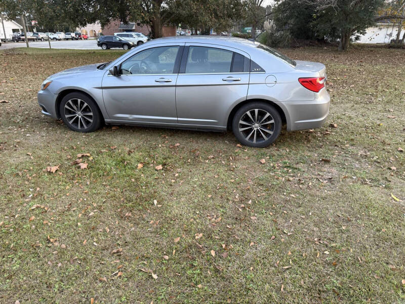 2013 Chrysler 200 Touring