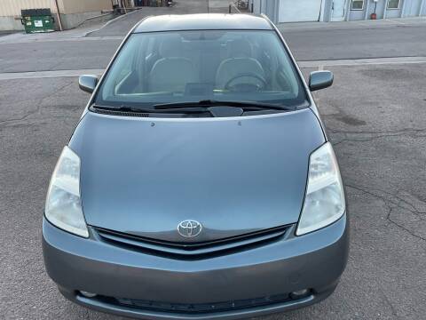 2004 Toyota Prius for sale at STATEWIDE AUTOMOTIVE LLC in Englewood CO