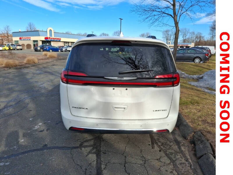2022 Chrysler Pacifica Limited